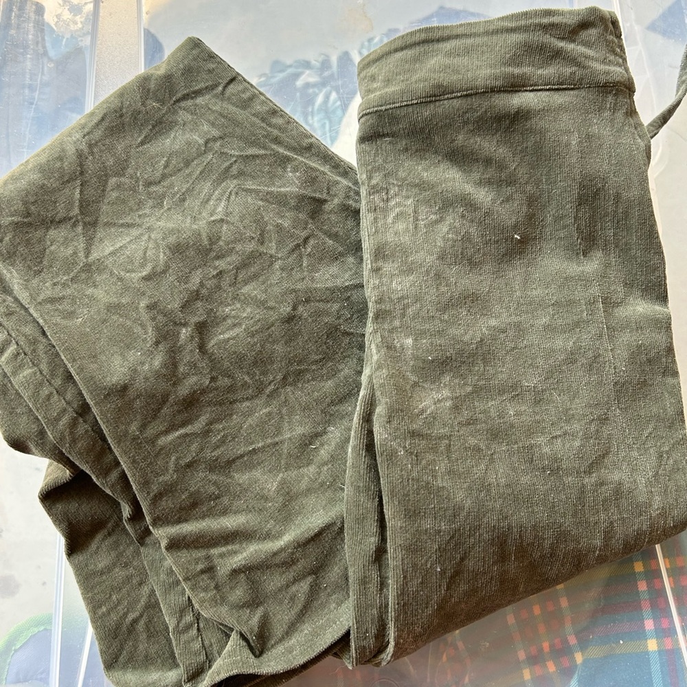 Windsor olive corduroy pant